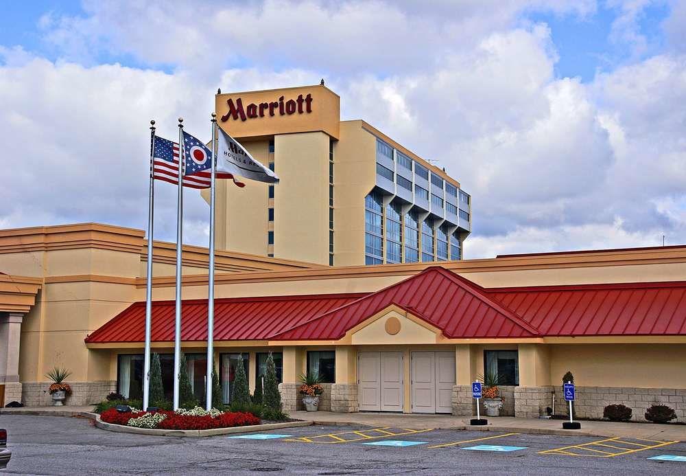 מלון Wyndham Cleveland Airport מראה חיצוני תמונה