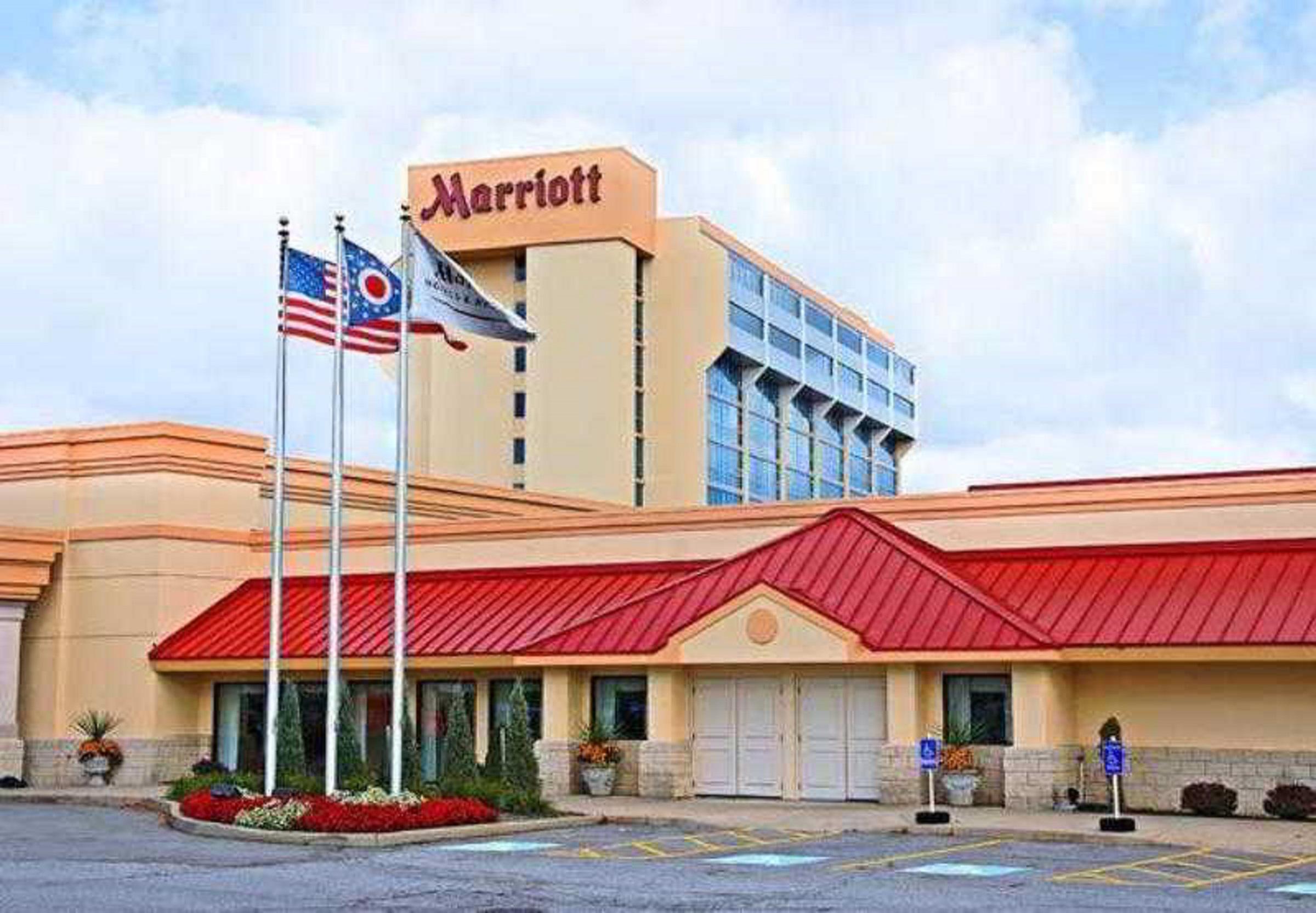 מלון Wyndham Cleveland Airport מראה חיצוני תמונה