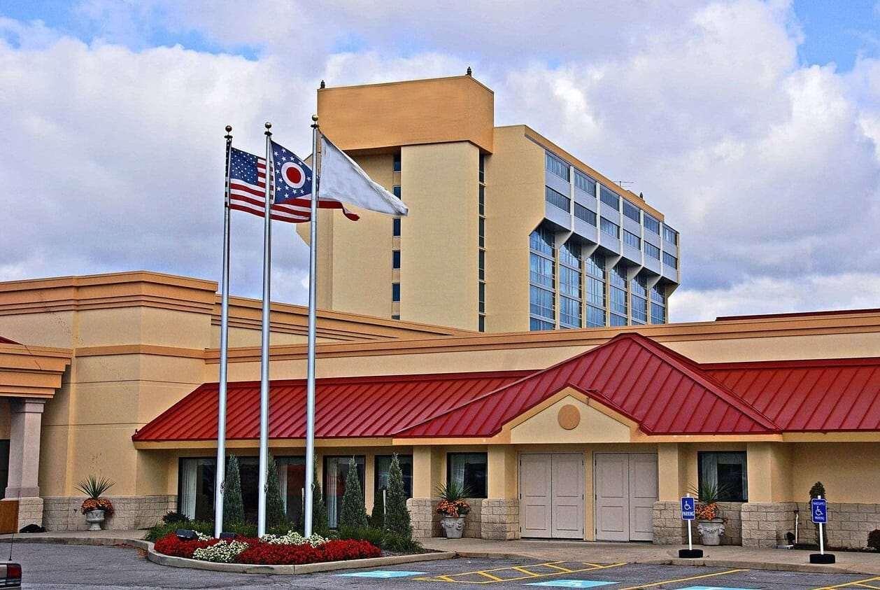 מלון Wyndham Cleveland Airport מראה חיצוני תמונה