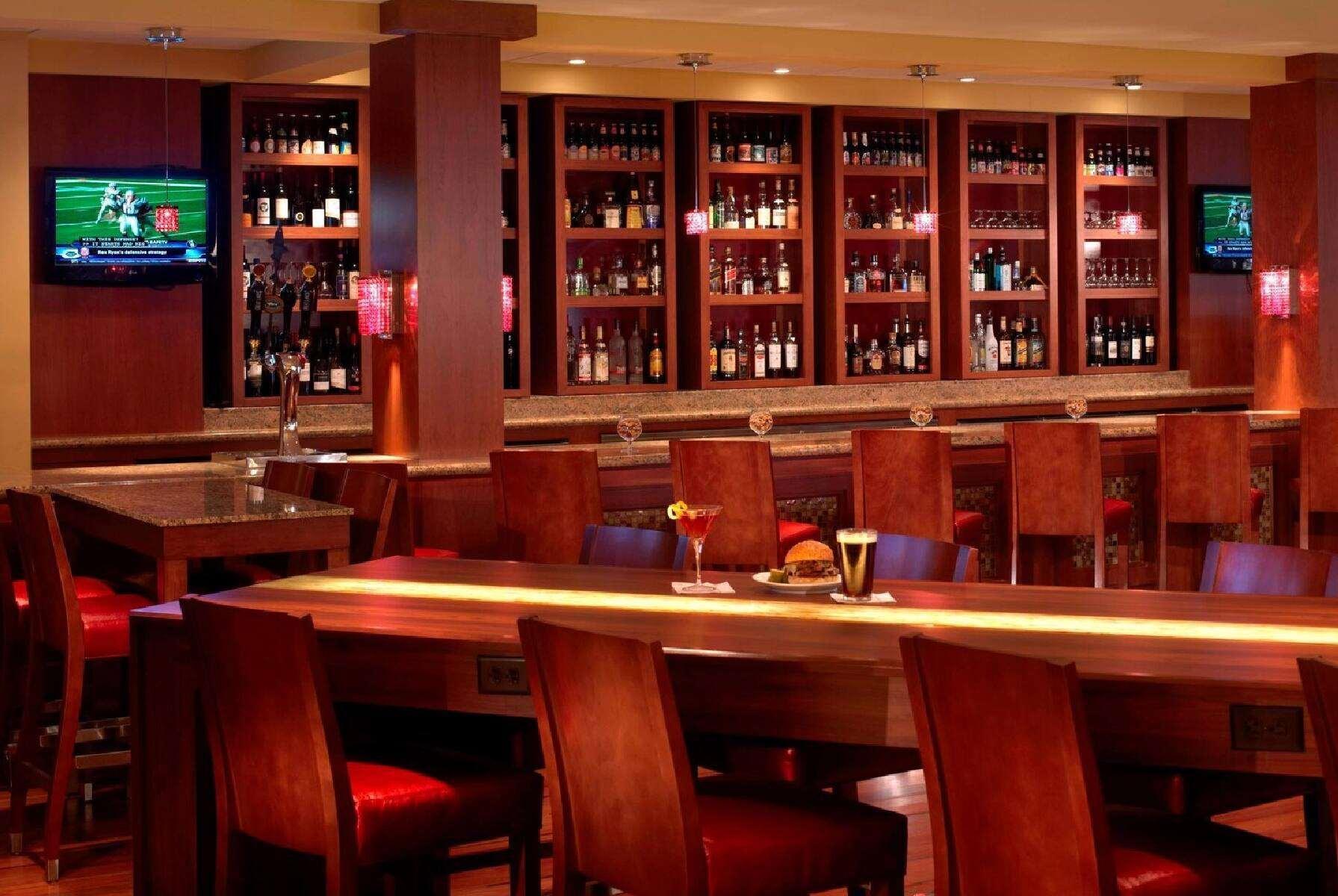 מלון Wyndham Cleveland Airport מראה חיצוני תמונה