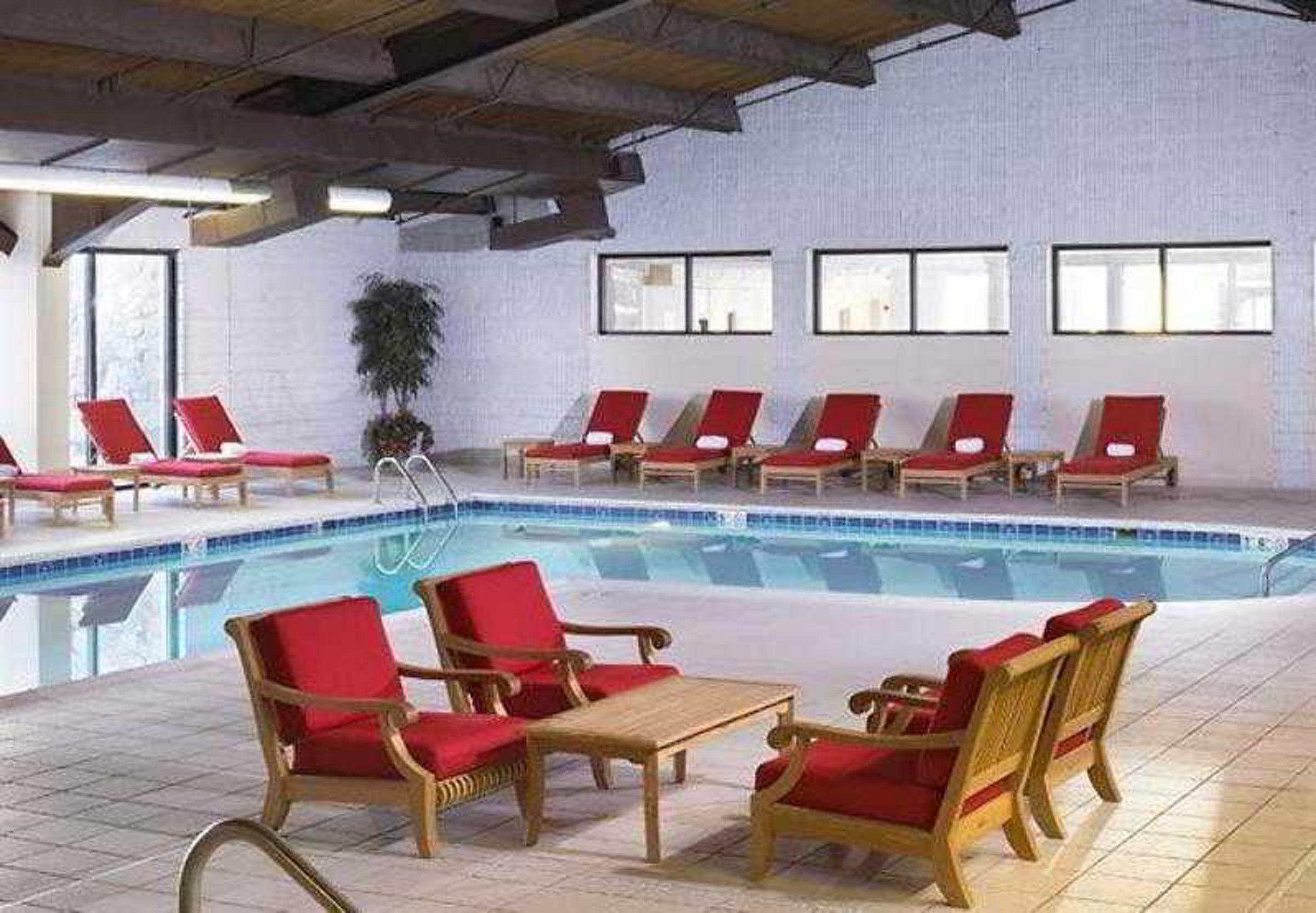 מלון Wyndham Cleveland Airport מראה חיצוני תמונה