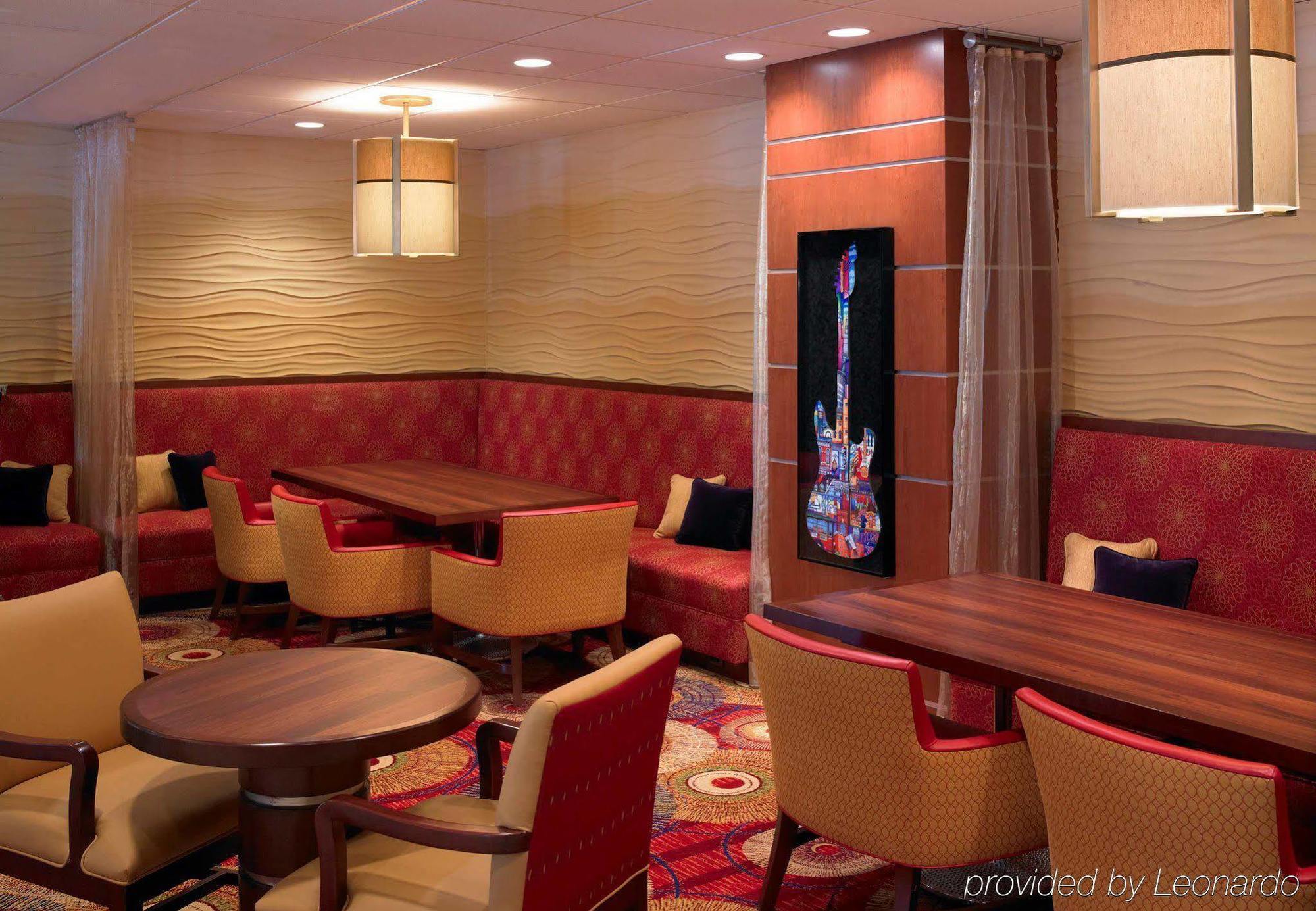 מלון Wyndham Cleveland Airport מסעדה תמונה