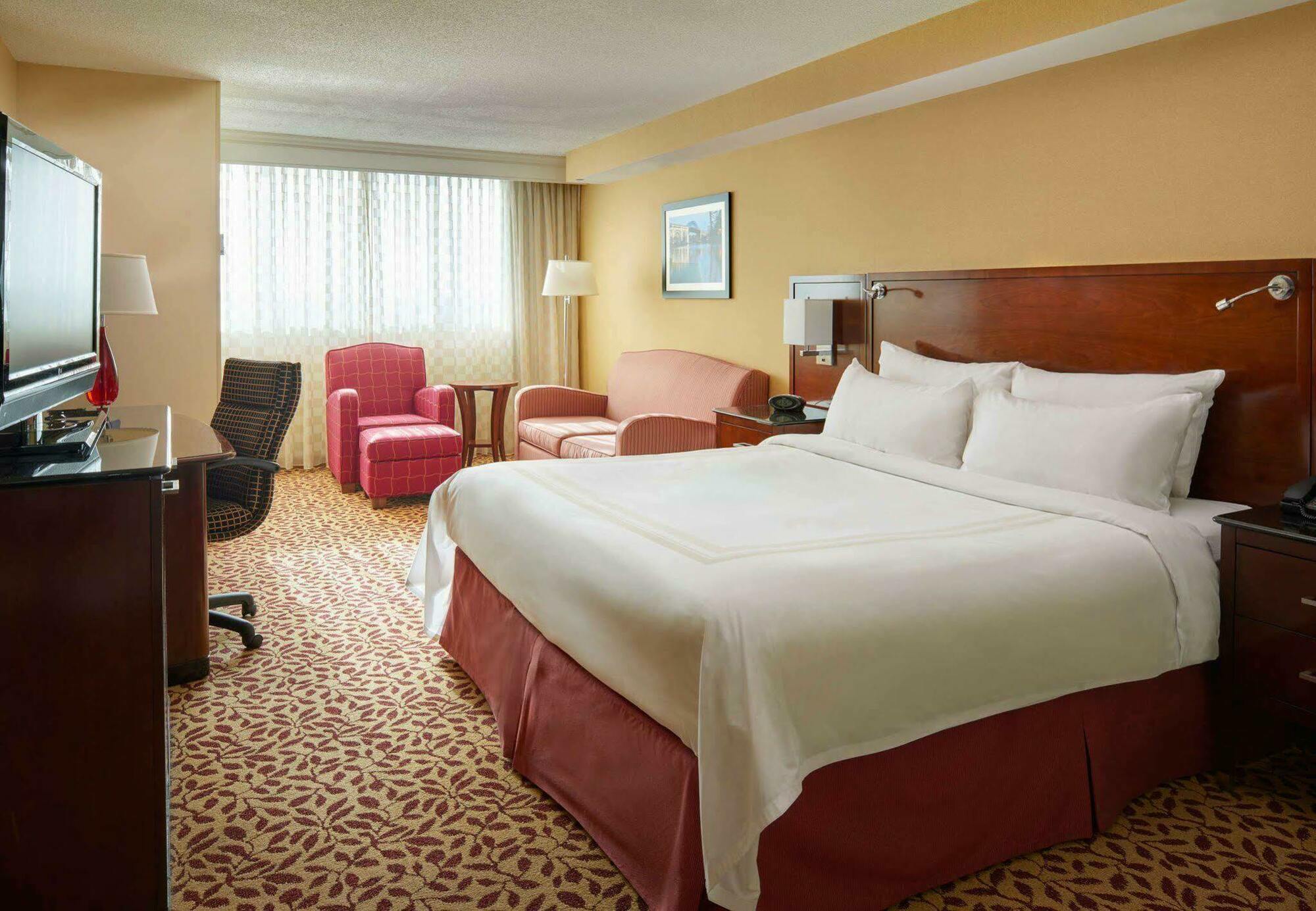 מלון Wyndham Cleveland Airport מראה חיצוני תמונה